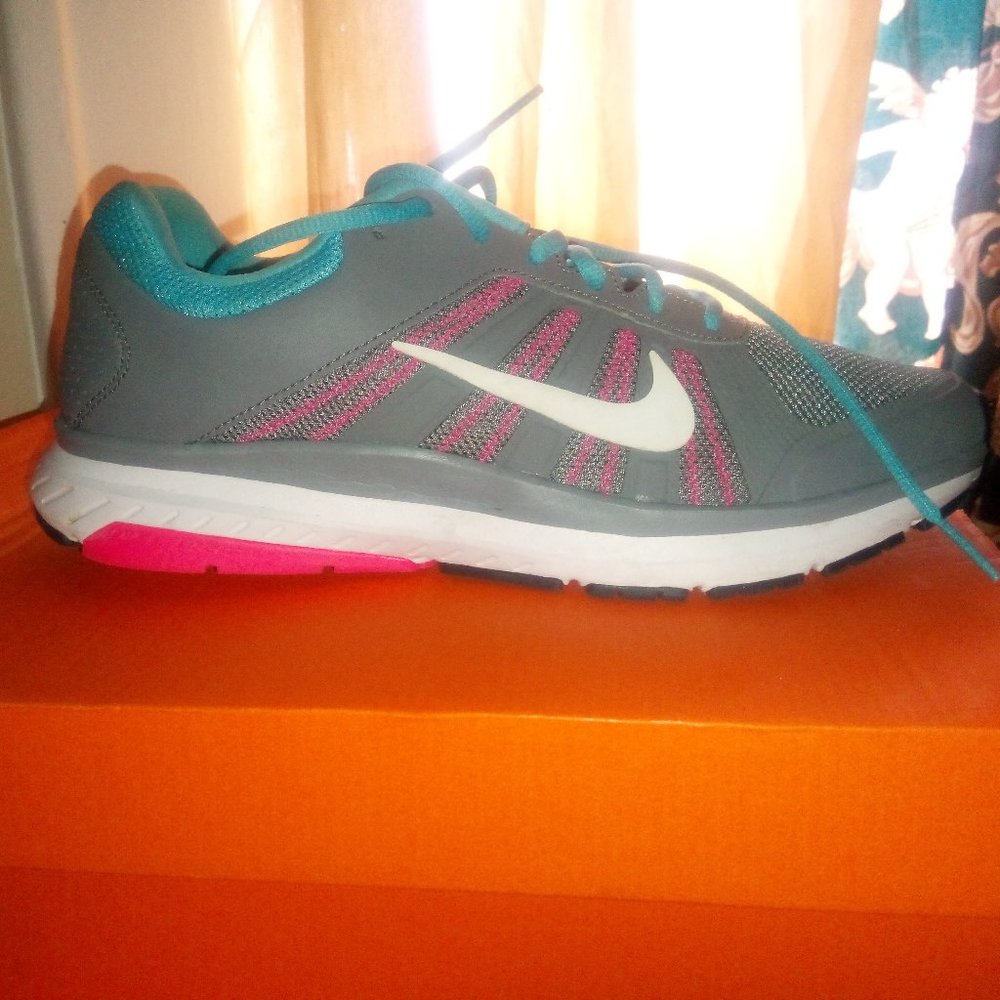 Women's Nike Flex runners